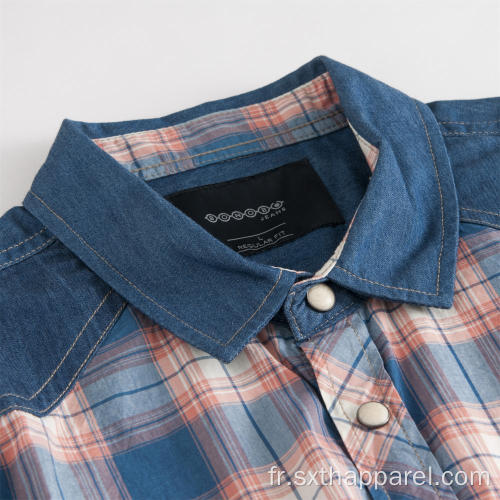 Chemise à manches courtes à carreaux et patchwork en denim pour hommes